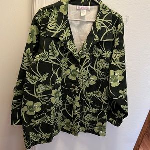 New 3X woman’s green fern and flower print blazer
